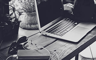 雷霆替补中锋表现稳定有望获得更多出场时间，雷霆选中的球员