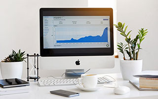 雷霆替补中锋表现稳定有望获得更多出场时间，雷霆选中的球员