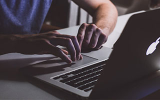 雷霆替补中锋表现稳定有望获得更多出场时间，雷霆选中的球员